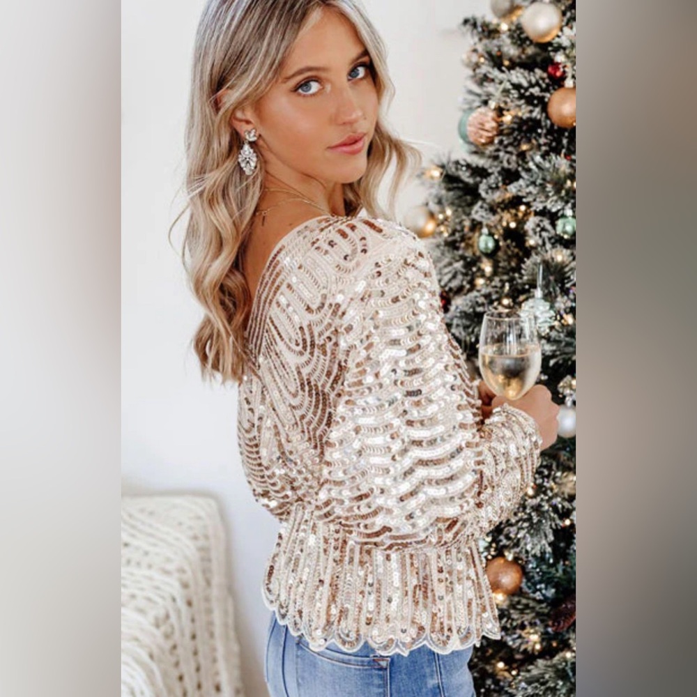 VICI Estrella Sequin Peplum Top ~ Rose Gold ~ L ~ NWT